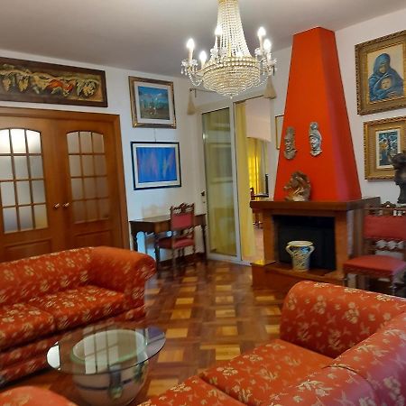 Il Mecenate Suite D'Autore Palermo Exterior foto